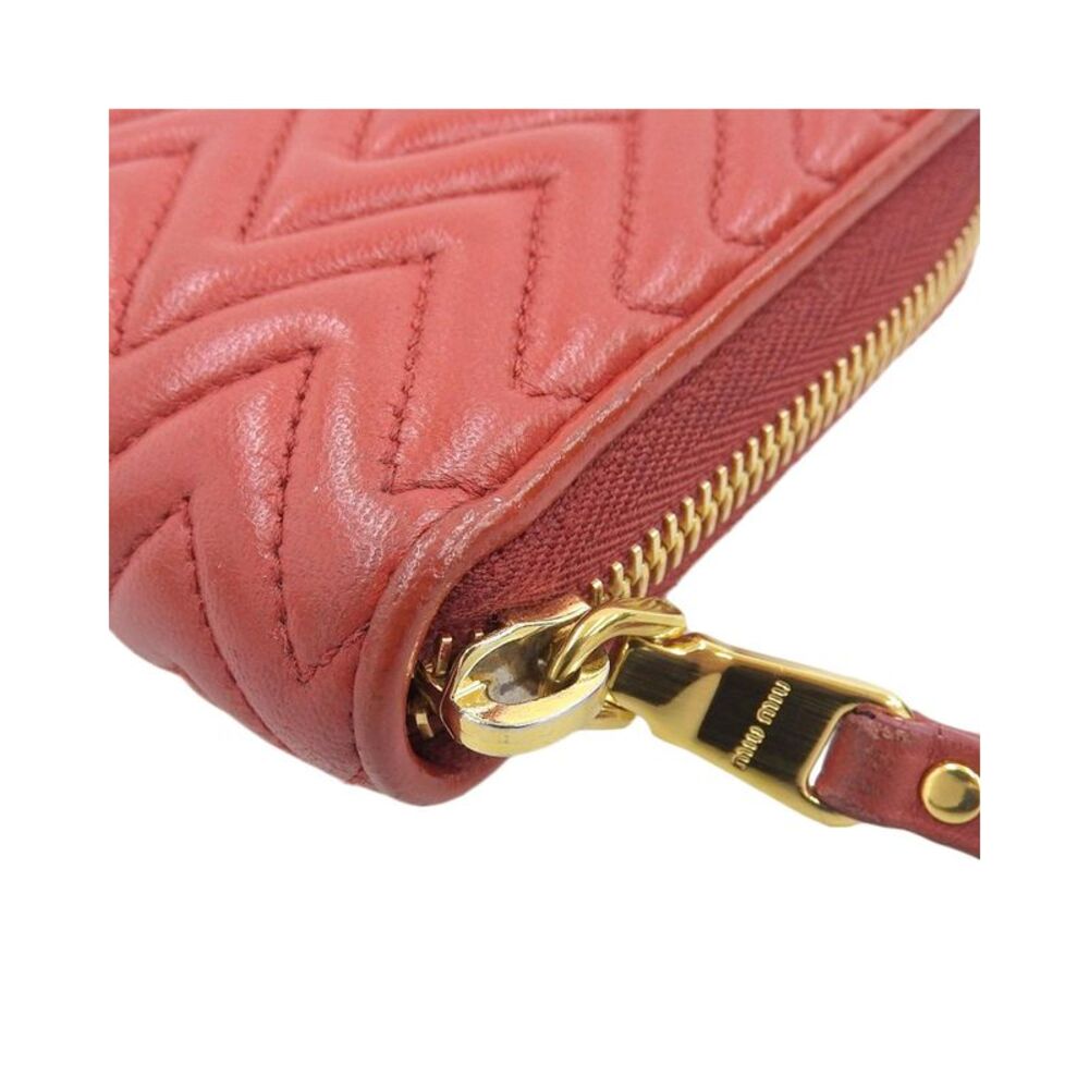 Pre Loved Hermes Miu Miu Matelasse ZipAround Wallet in Red - Picture 5 of 8